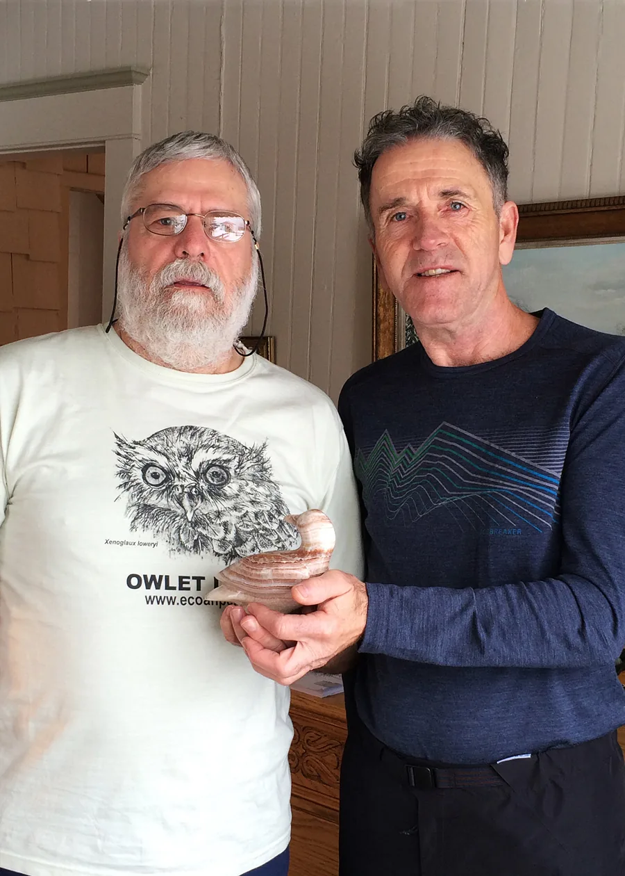 Albini Couture et Pierre Poulin, personne gagnante du trophée de l'avicourse 2014-2015
